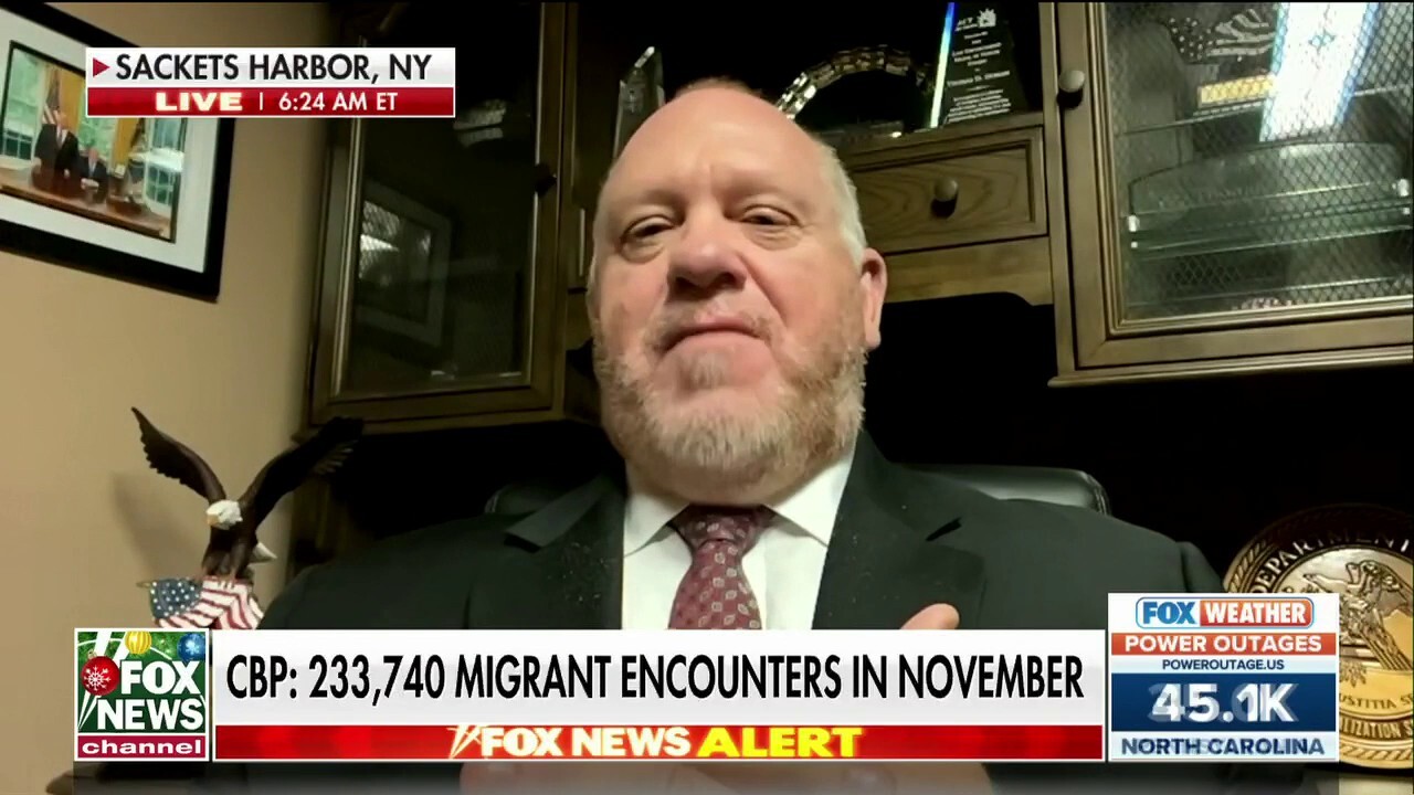 Border crisis is 'catastrophic' and will get worse if Title 42 is lifted: Tom Homan