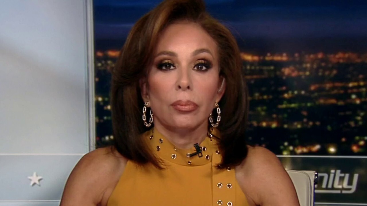 Judge Jeanine: Menendez is 'cooked' after 'stunning' bribery charges