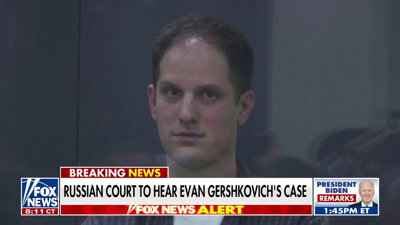 Репортерът на WSJ Евън Гершкович ще започне процес за шпионаж в Русия на 26 юни