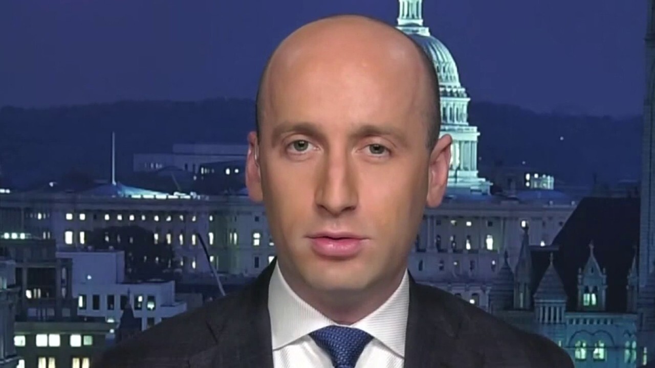Stephen Miller shreds policy expected to turn border 'into an utter nightmare'