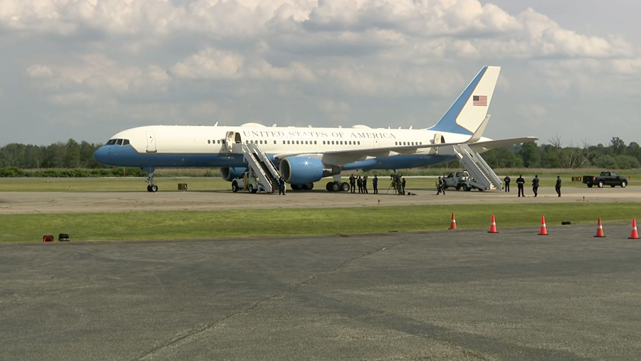 WATCH LIVE: Trump returns to Washington to meet with his National Security Council