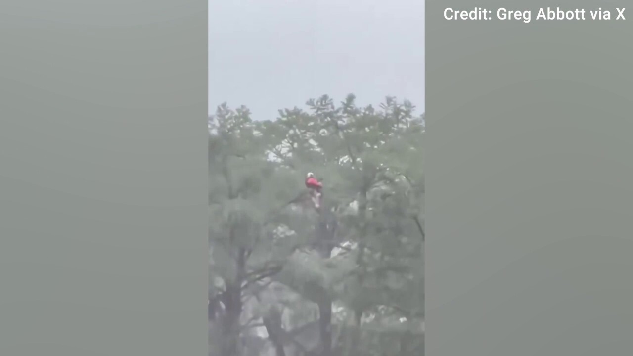 Dramatic Texas flood rescue caught on video