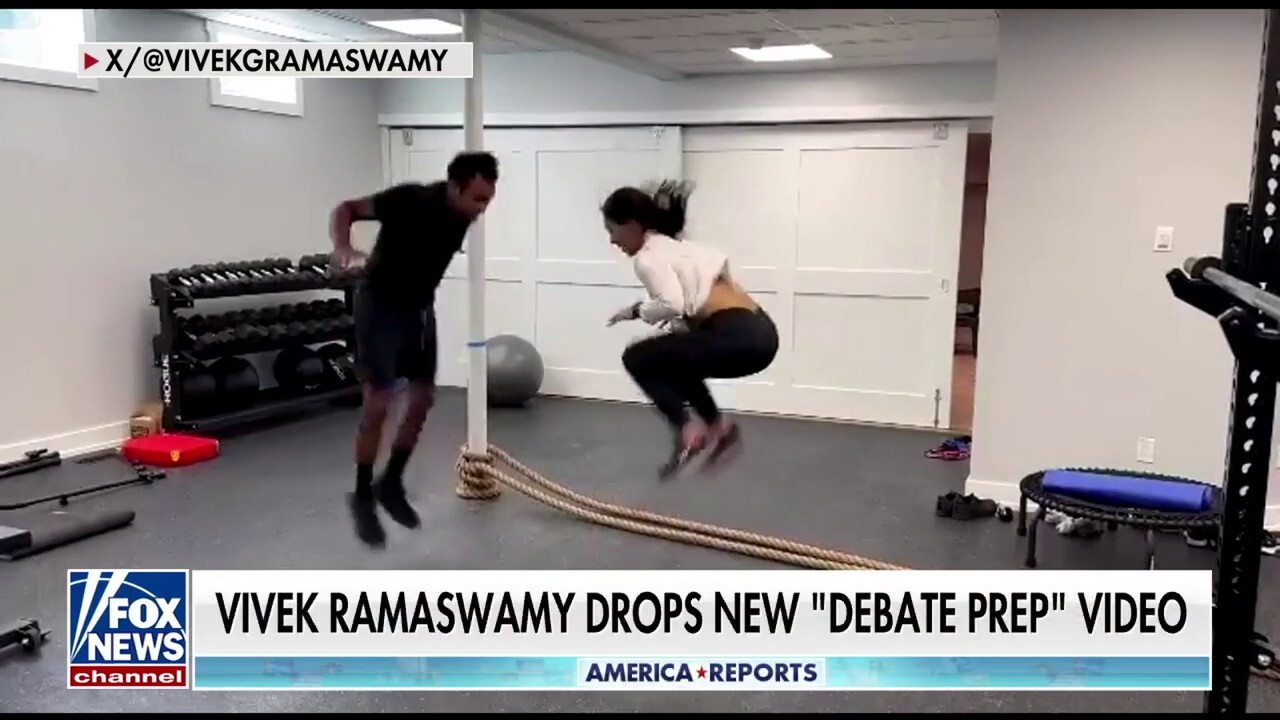 Vivek Ramaswamy drops new debate prep video