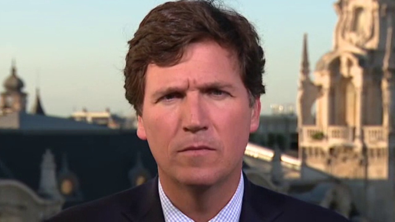 Tucker: The mainstream media's job is to defend the ruling class