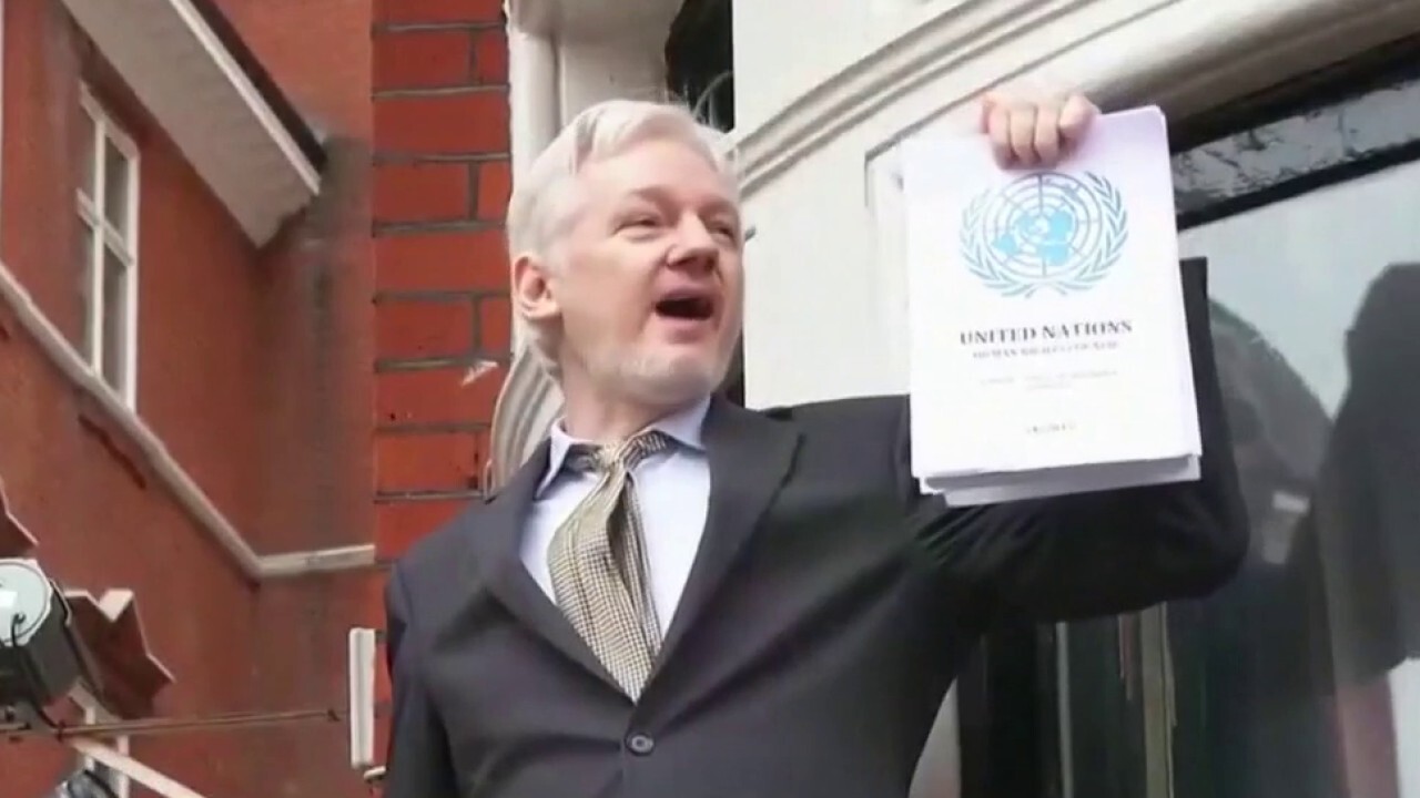 Julian Assange faces possible extradition to US