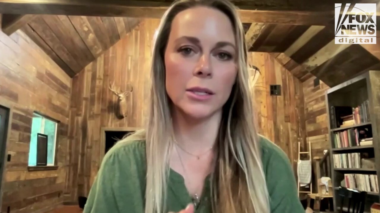 Granger Smith's wife, Amber Smith, on must-know water safety tips for children