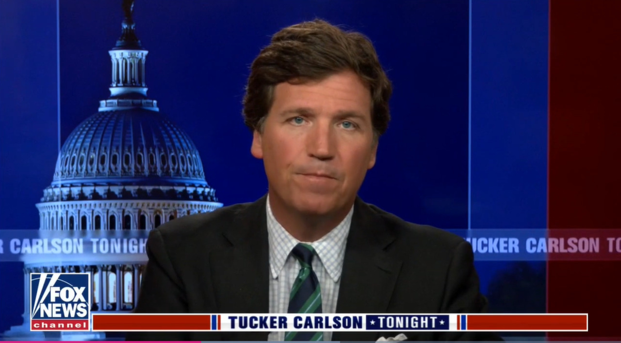 Tucker reacts to 50K migrants released into US without court date
