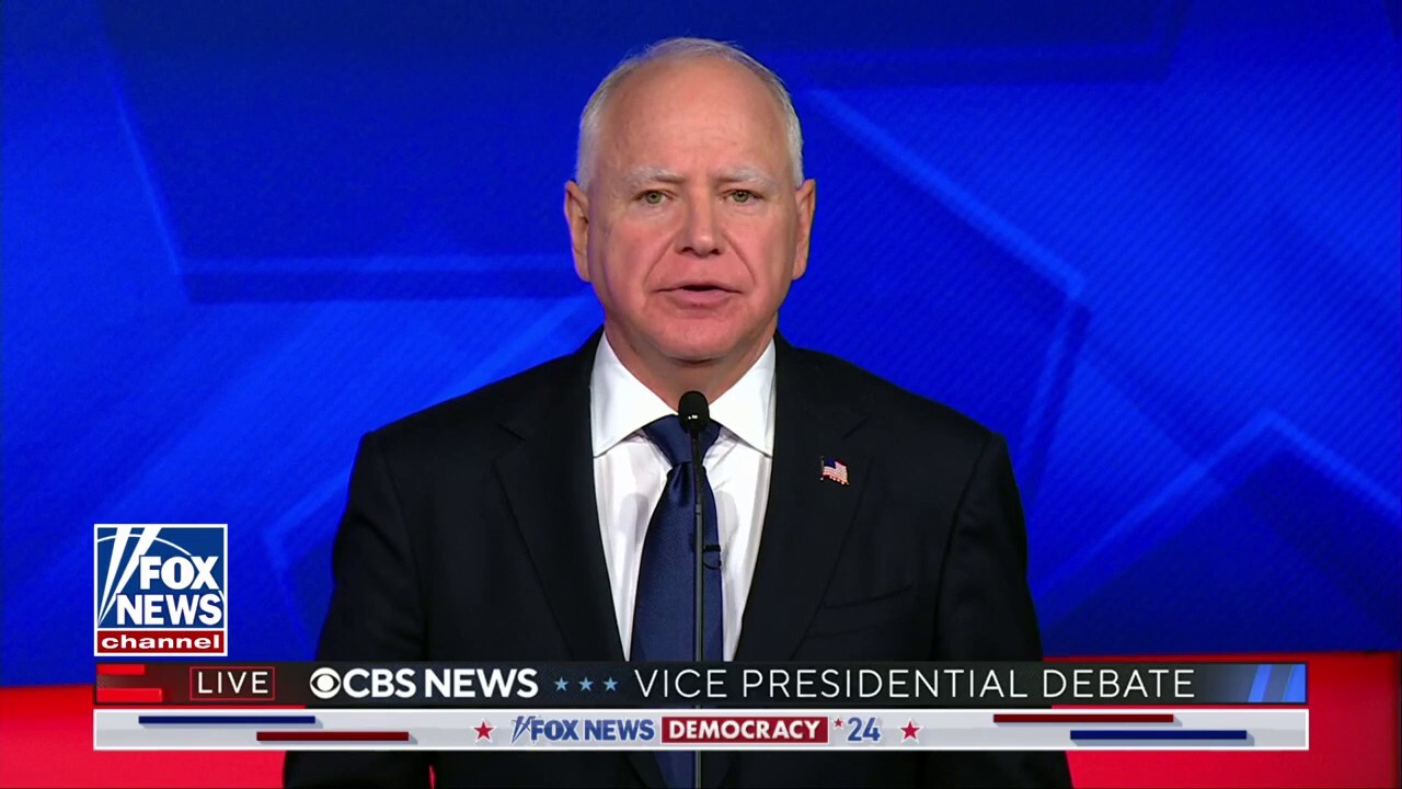 Tim Walz delivers closing statement: 'Kamala Harris gives us a different option'