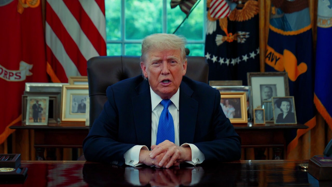 Trump to urge newly naturalized U.S. citizens to defend American way of life in new video