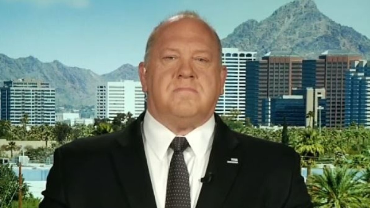 Tom Homan reacts to video of crying migrant child abandoned in desert