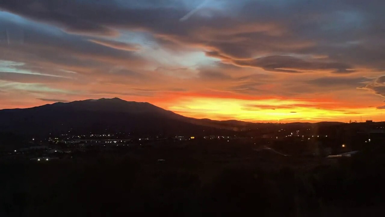 Reno, Nevada residents treated to stunning sunset