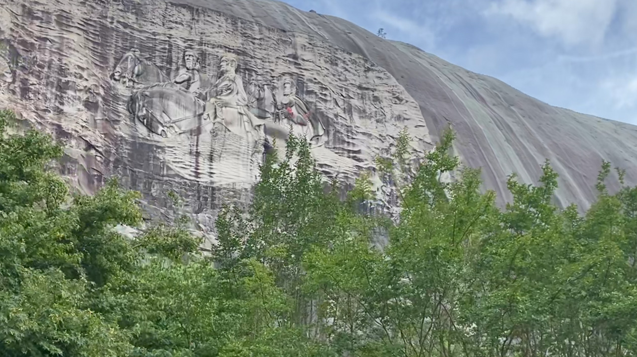 Stone Mountain confederate monument sparks controversy	
