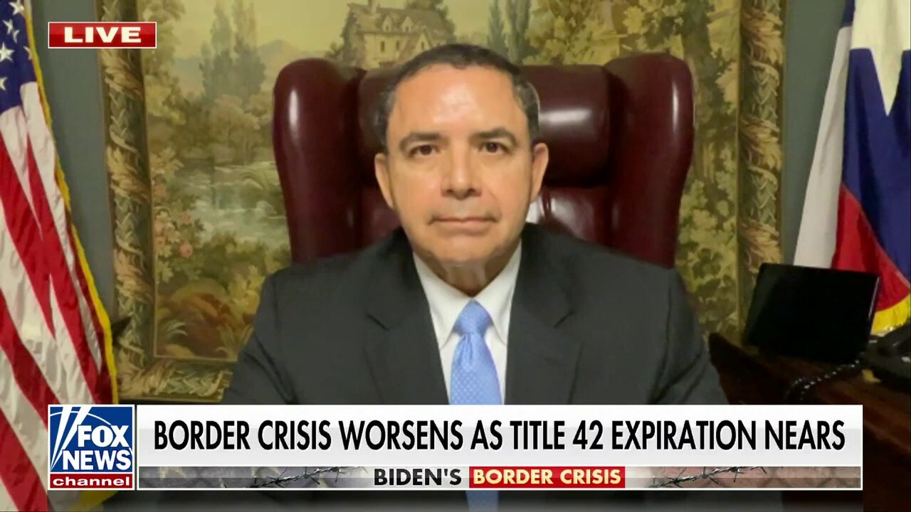 Democrat Rep. Henry Cuellar says he has no communication with White House on border crisis