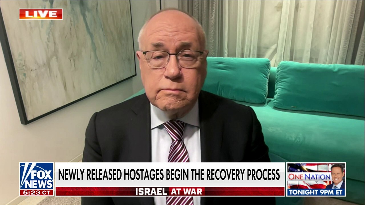 FOX News medical contributor Dr. Marc Siegel breaks down the biggest challenge ahead for newly released hostages as they begin the recovery process on 'FOX Report Weekend.'