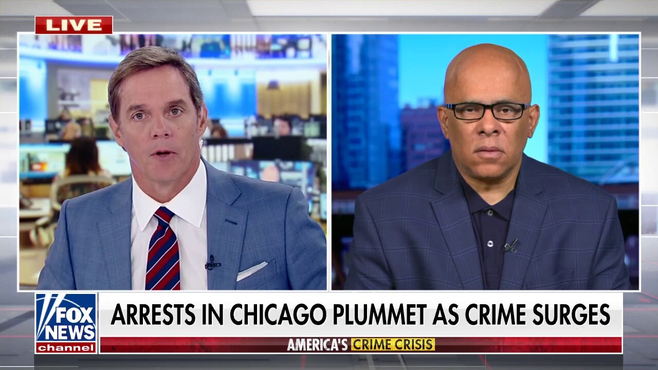 Arrests in Chicago plummeting as crime surge continues