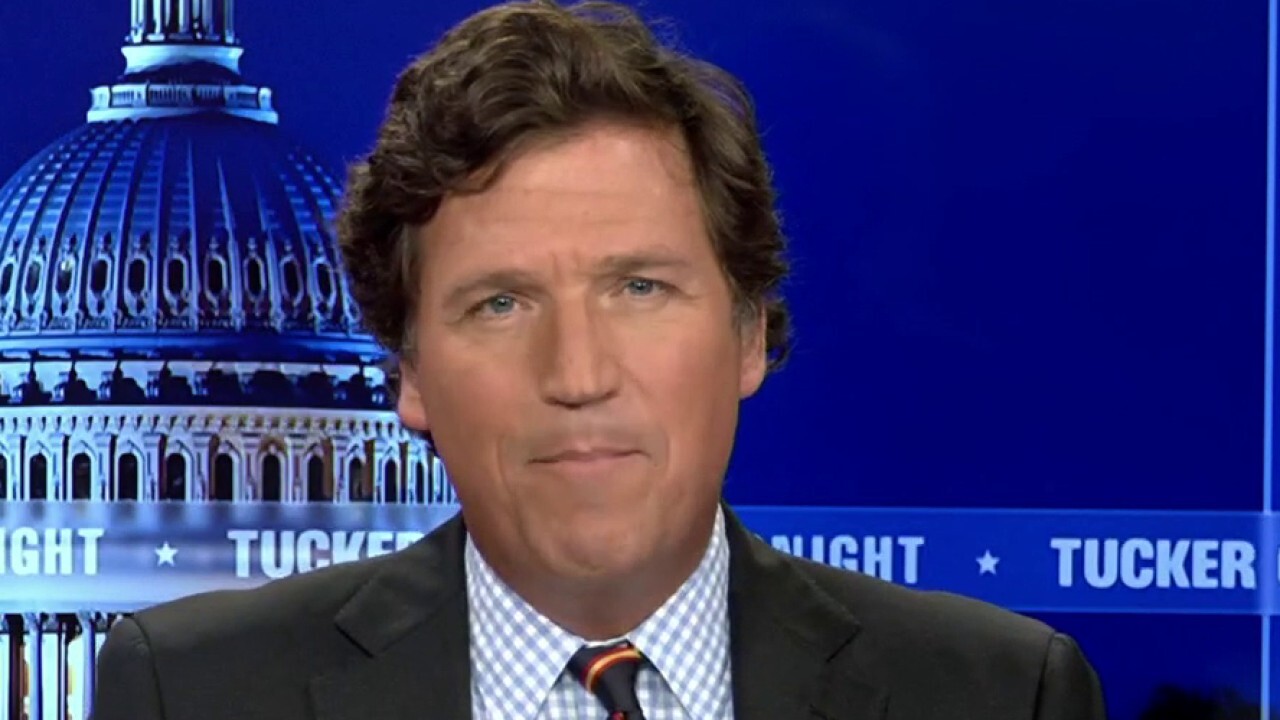 Tucker Carlson: Apple's loyalty is to the government of China