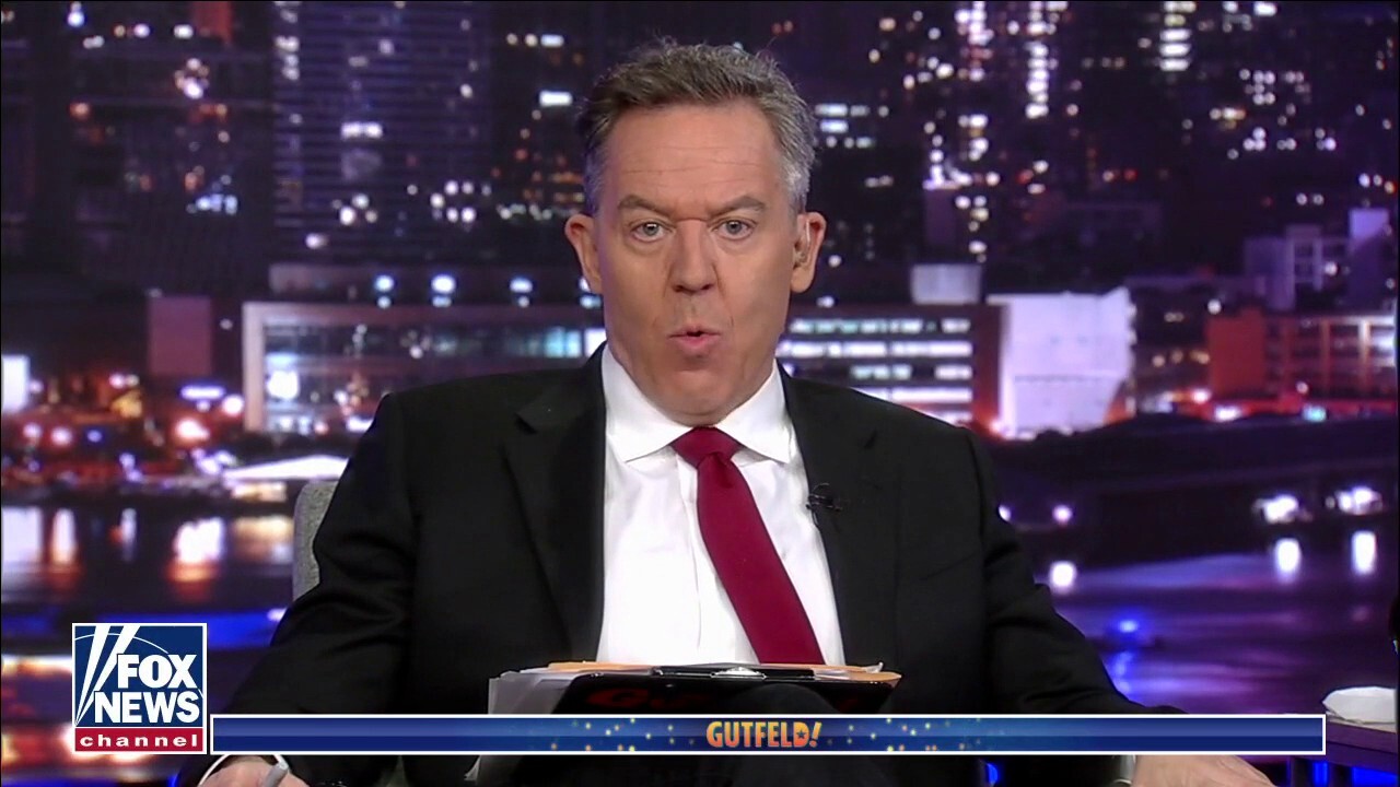 Gutfeld reacts to celebs going maskless at the Super Bowl