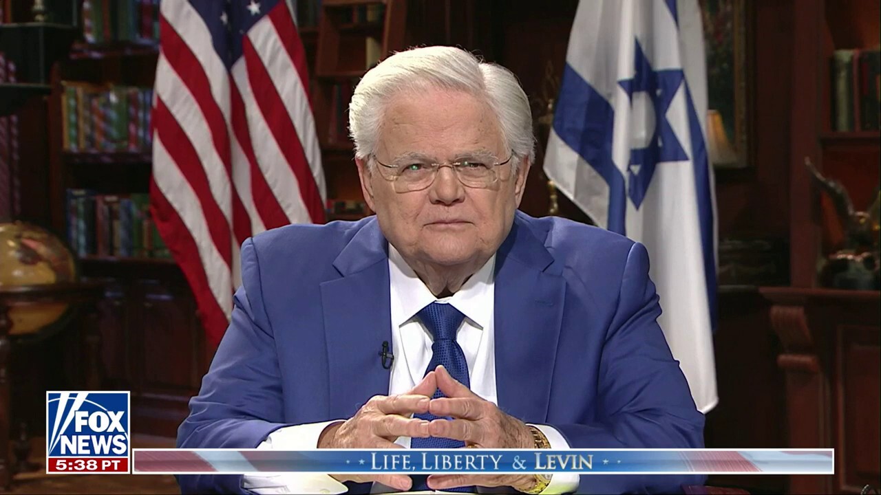 Pastor John Hagee talks about the founding of Christians United for