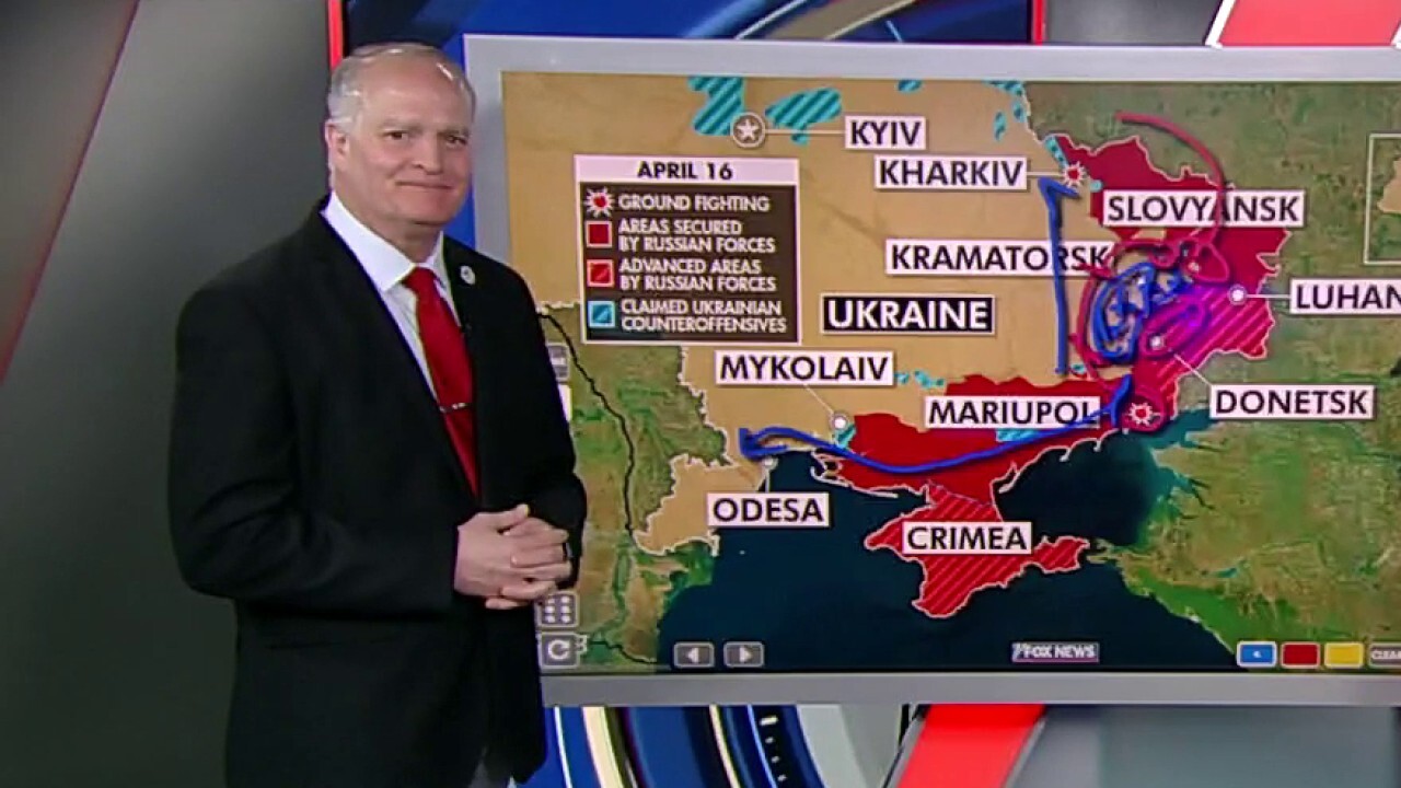 Russia attempting to circle Ukrainian troops around eastern 'line of contact': Lt. Col. Davis