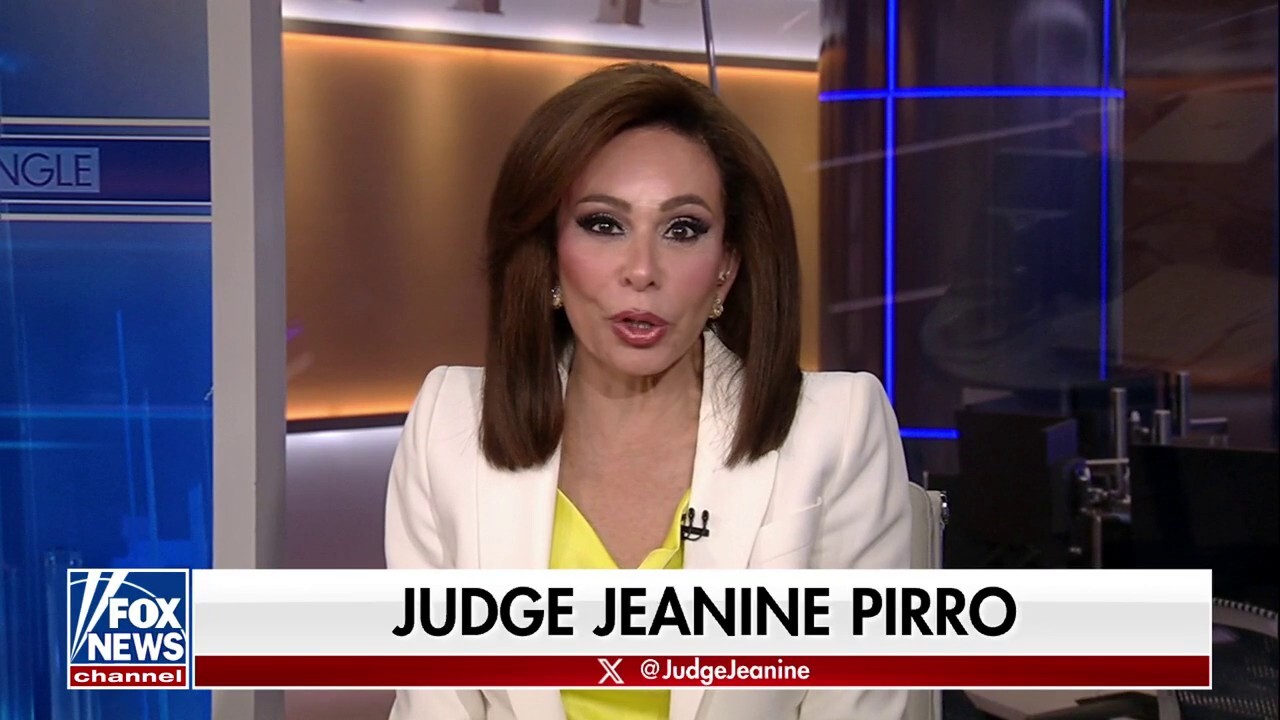  Judge Jeanine: Trump speaks to any audience while the Harris campaign keeps her under wraps