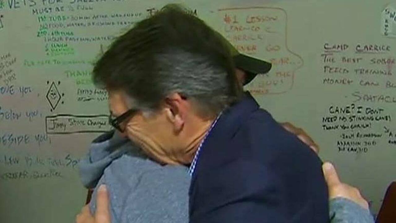 Gov. Rick Perry helps raise funds to help vet with PTSD 
