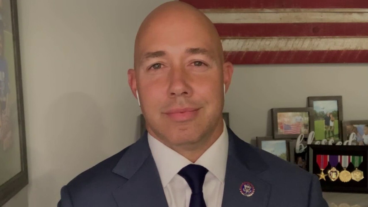 Rep. Brian Mast responds to smear from CNN anchor Jake Tapper