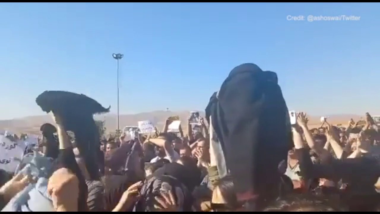 Hundreds of Iranian women protest the death of 22-year-old