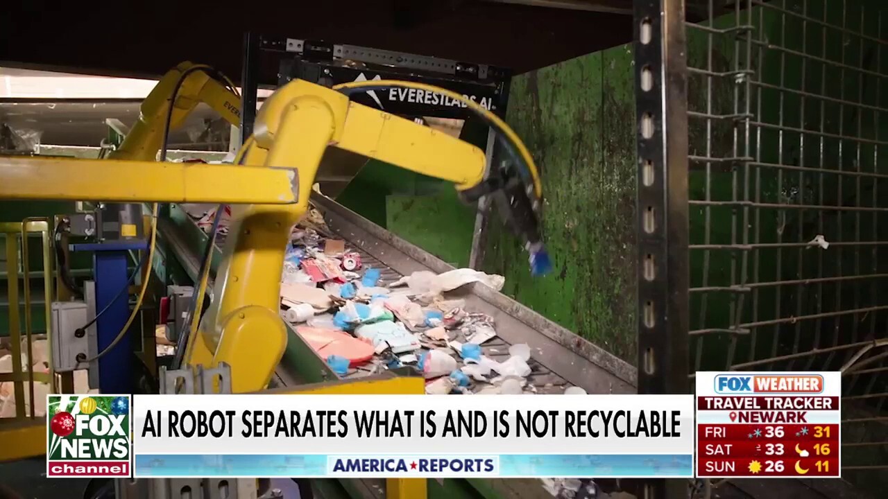 AI-powered robot to help with recycling efforts