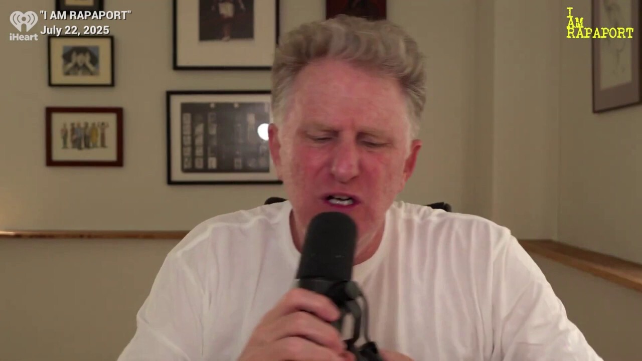 Комиан и жител на Ню Йорк Майкъл Рапапорт даде на