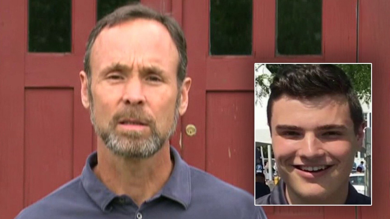 Family pleads for UConn student's surrender amid manhunt Fox News Video(01)