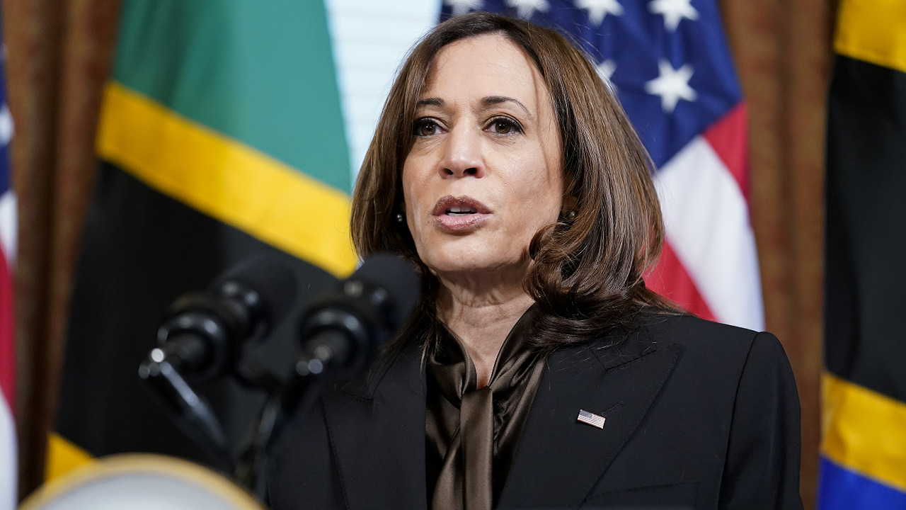 Vice President Harris briefed on climate change at the National Hurricane Center