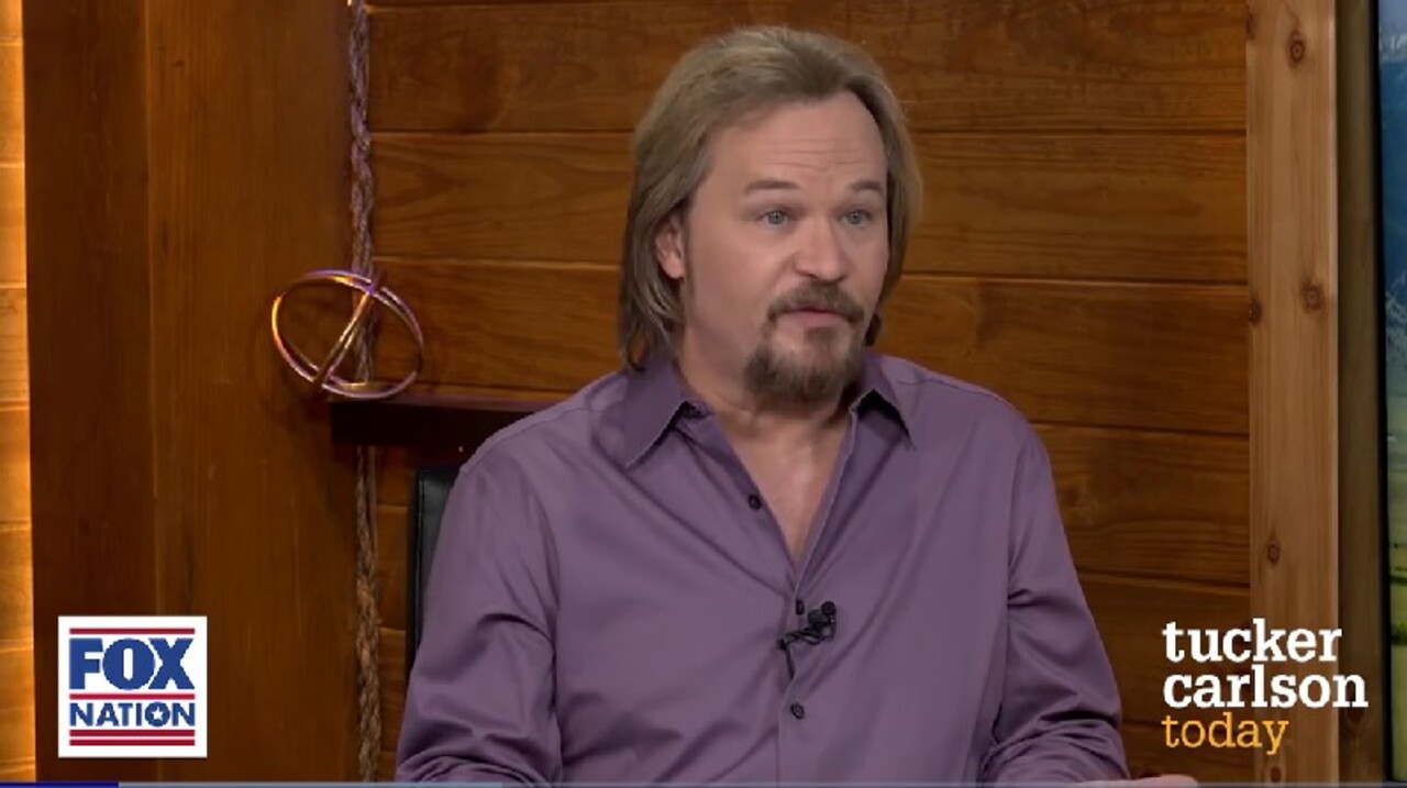 Grammy Award-winning country singer Travis Tritt joins 'Tucker Carlson Today'