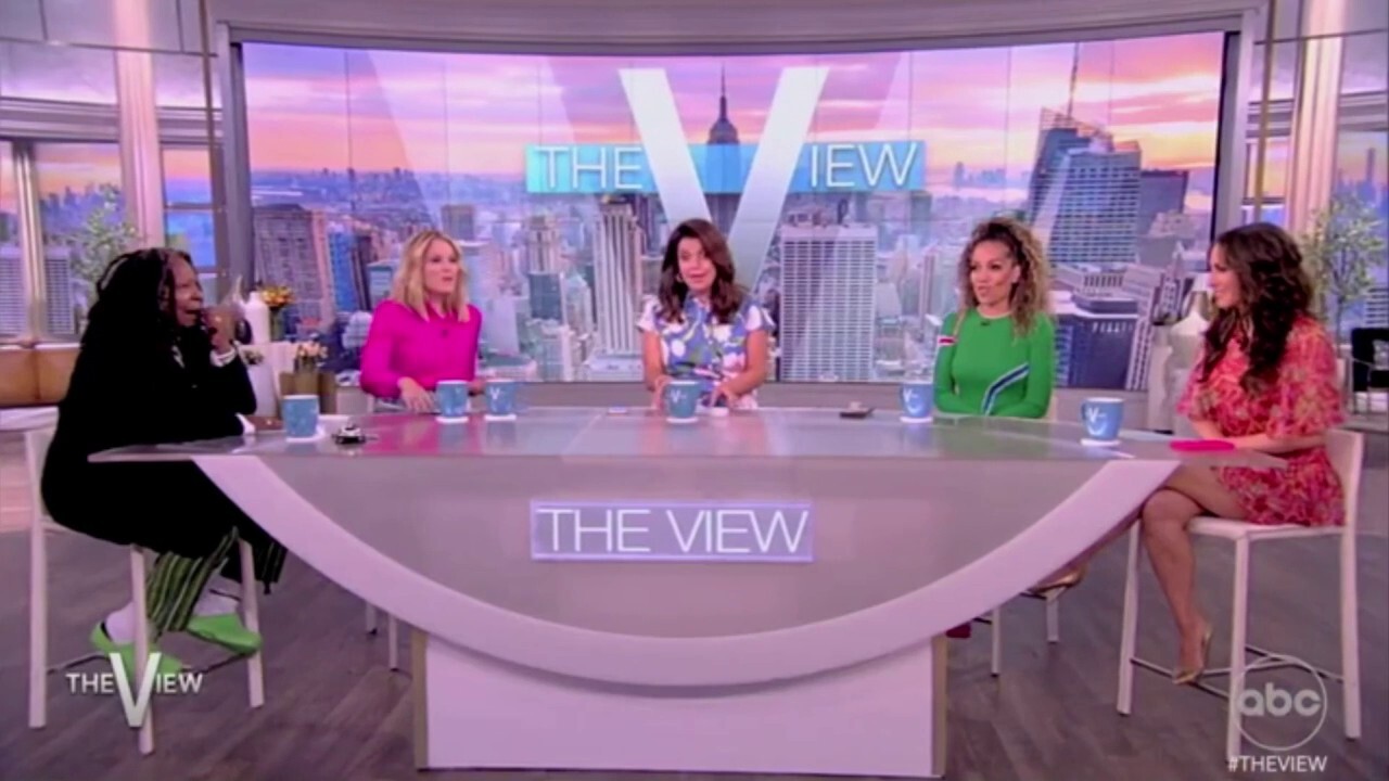 'The View' hosts discuss crocodile's 'virgin birth' at Costa Rica zoo: 'Men, you are in trouble'