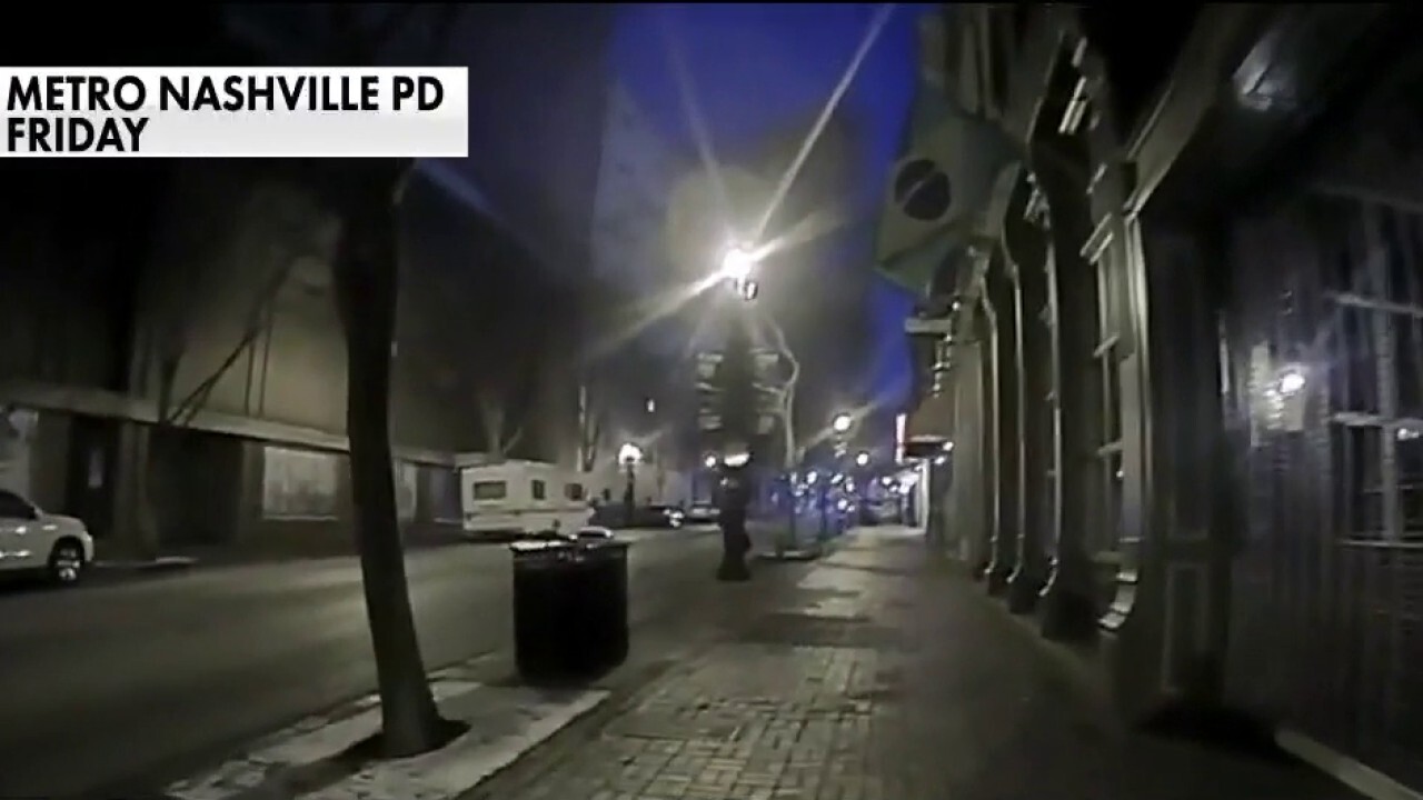 Body cam video shows officers going door to door to evacuate Nashville neighborhood before RV explosion