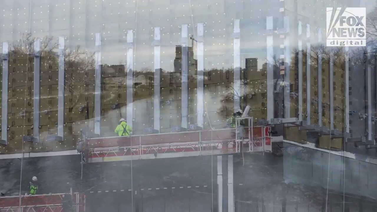 Drone captures Obama Presidential Center under construction in Chicago