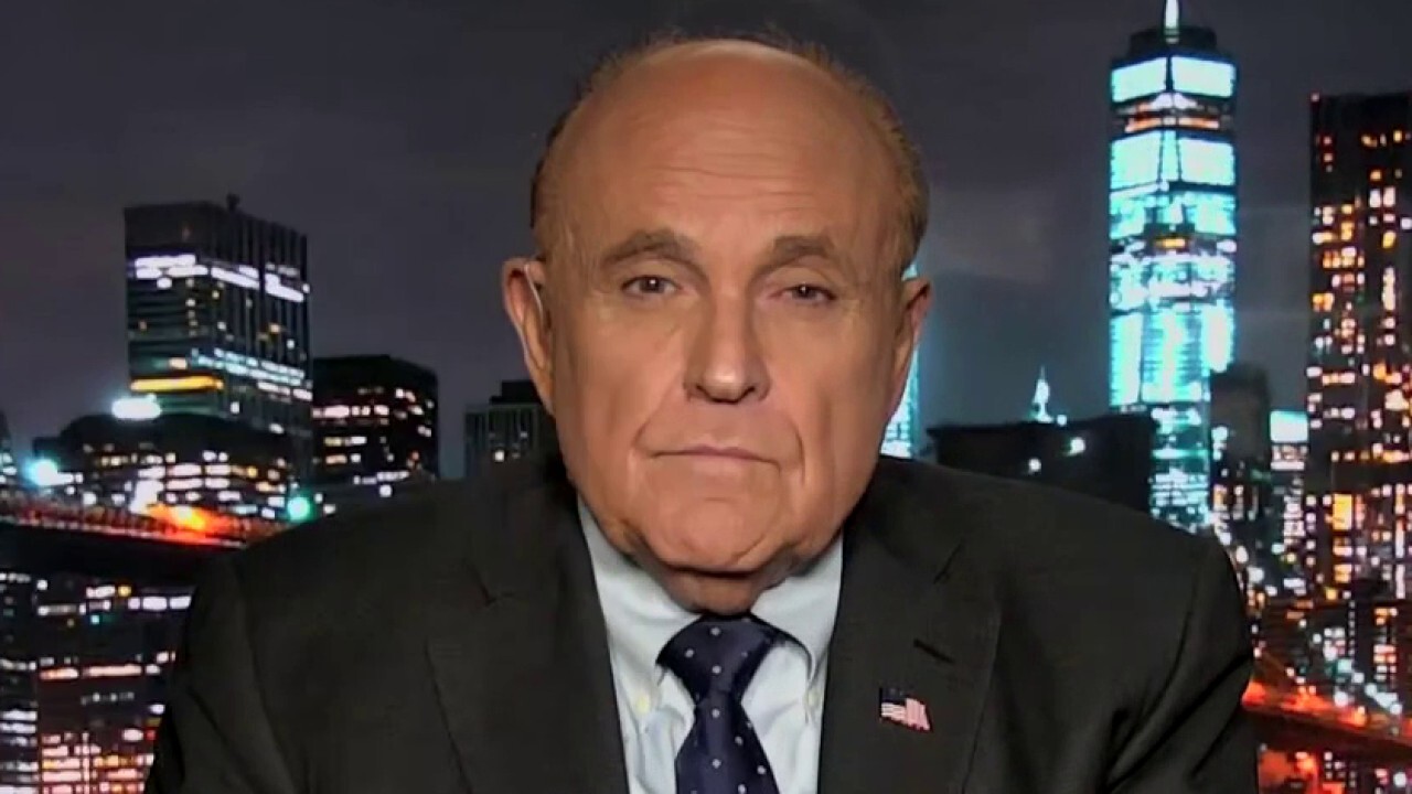 Rudy Giuliani slams New York City Mayor Bill de Blasio, Black Lives Matter organization