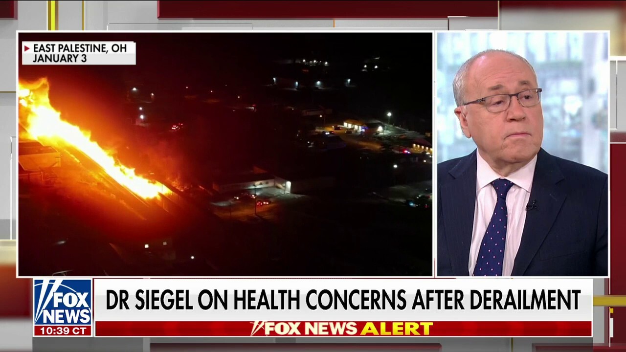 Dr. Marc Siegel reveals the health risks associated with the chemical leak in Ohio