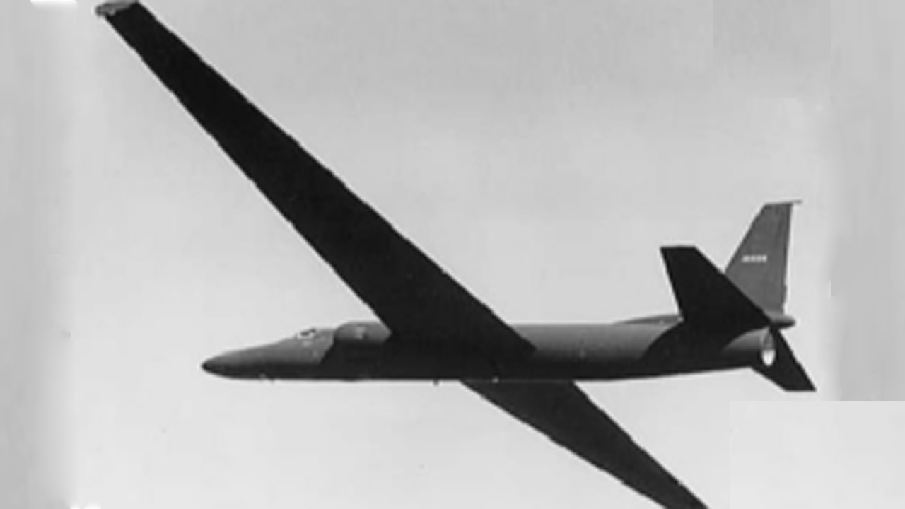 U-2 spy plane crashes in California