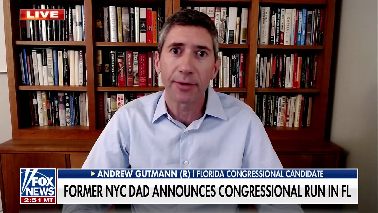 Father who fled NYC for Florida announces congressional run