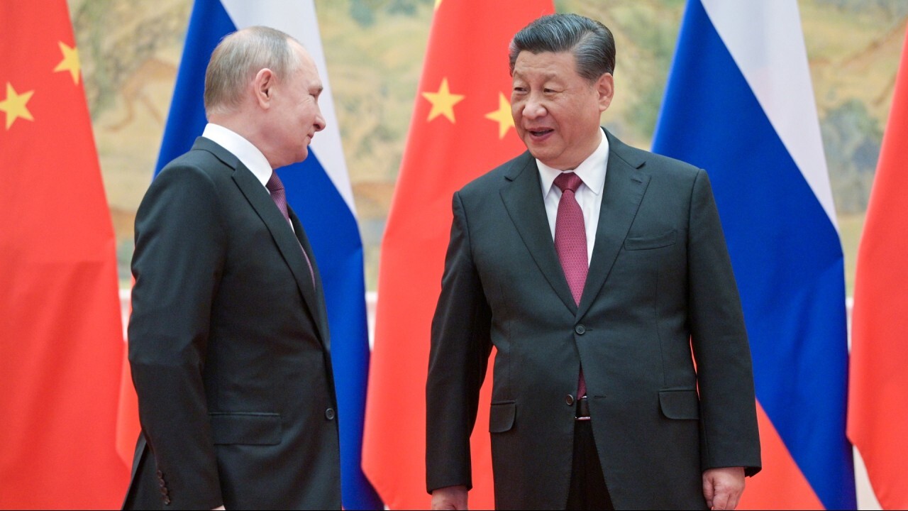 Expert warns China, Russia will 'engage in war' over gas sales