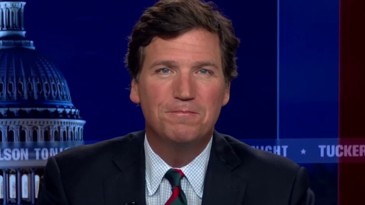 Tucker Carlson: Two-faced Fauci pushed draconian measures despite data