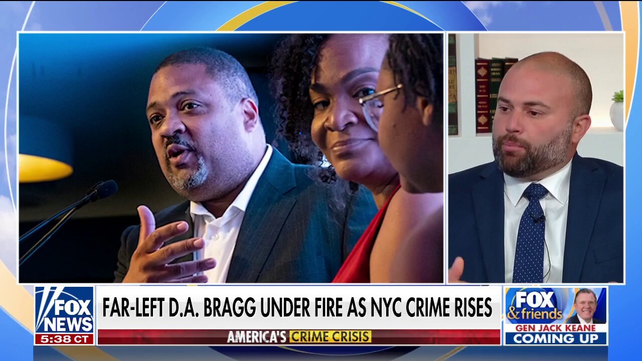 NYC councilman torches liberal DA, 'years of woke police policies' after bodega murder case