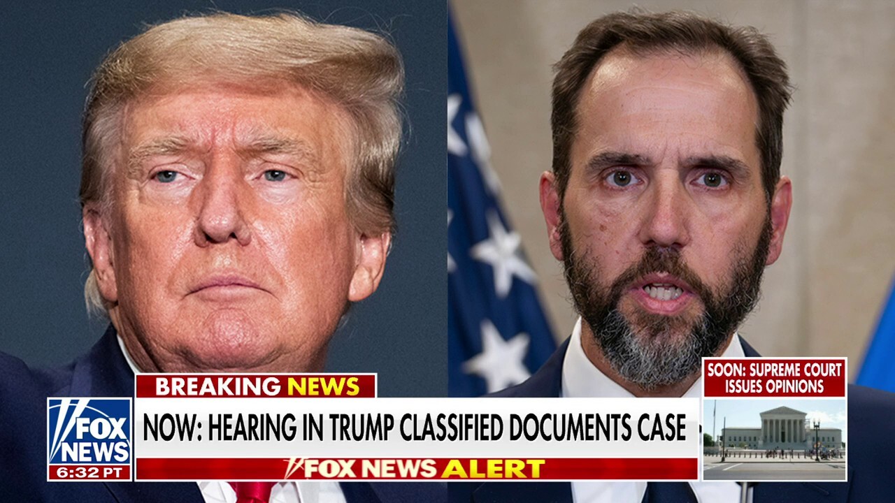 Hearing underway in Trump's classified docs case