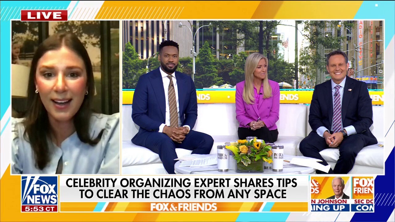 Celebrity home organizer and author Ria Safford answers followers' biggest organization questions on 'Fox & Friends.'