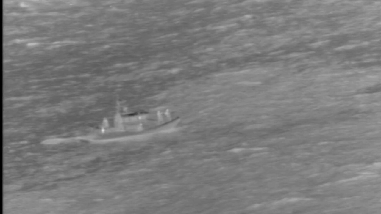 Coast Guard rescues 2 from downed plane off Hawaii