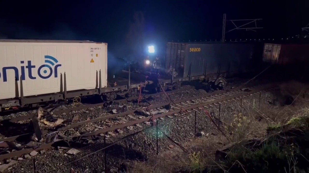Video captures aftermath of deadly Greece train crash