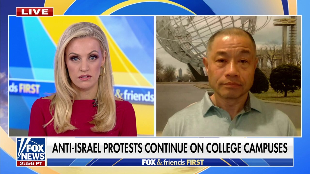 Anti-Israel protesters set up encampment at NY City College
