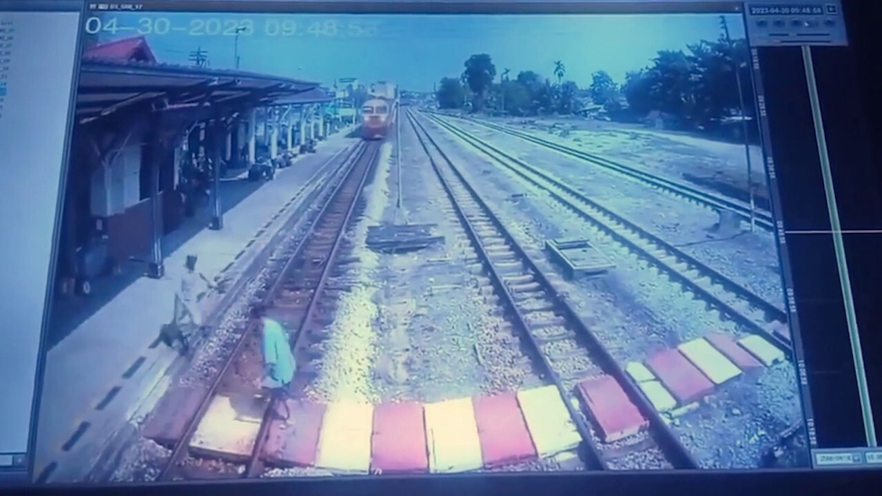 Hero saves deaf grandmother from an oncoming train in Thailand
