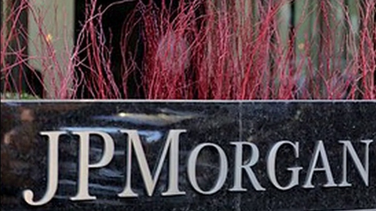 President Trump praises JPMorgan for instructing trading staff to return to office	