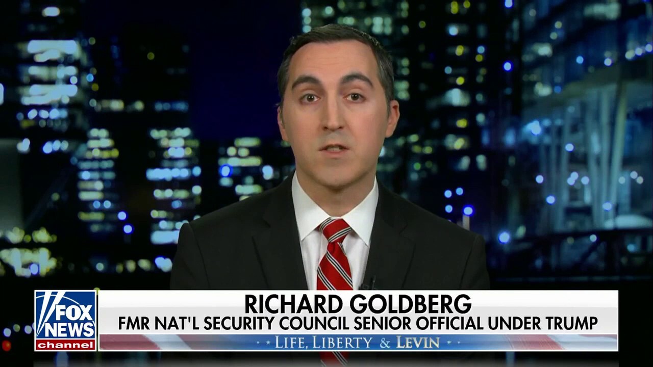 Richard Goldberg urges US to take Iran deal off the table, provide 'support' to Iranian people